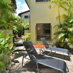 Villa Sea La, Port Douglas