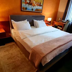 https://best-western-nov-hotel.hotels-in-tirana.com