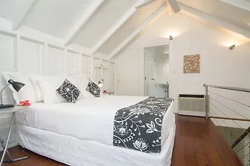 Port Douglas Cottage & Lodge Australia