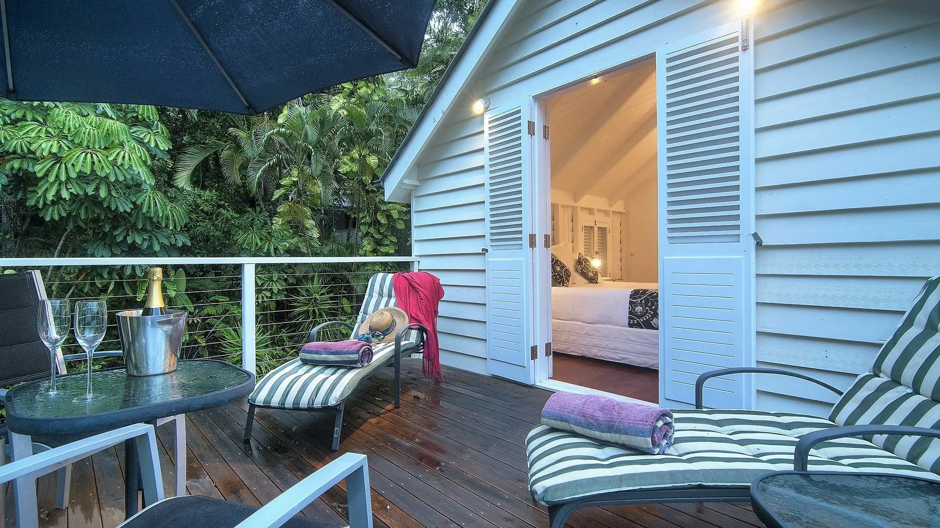 Hotel Port Douglas Cottage & Lodge